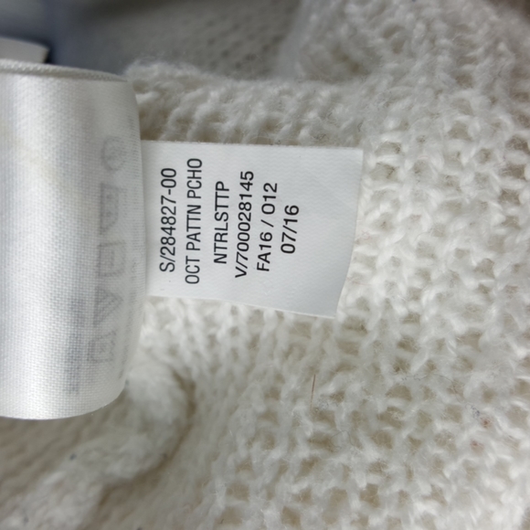 Old Navy (2016) Soft Warm Cowl Neck Poncho Sweater (XL-XXL) - Picture 11 of 11